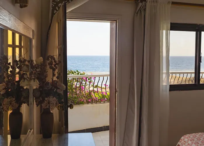 Coral Coast 3*